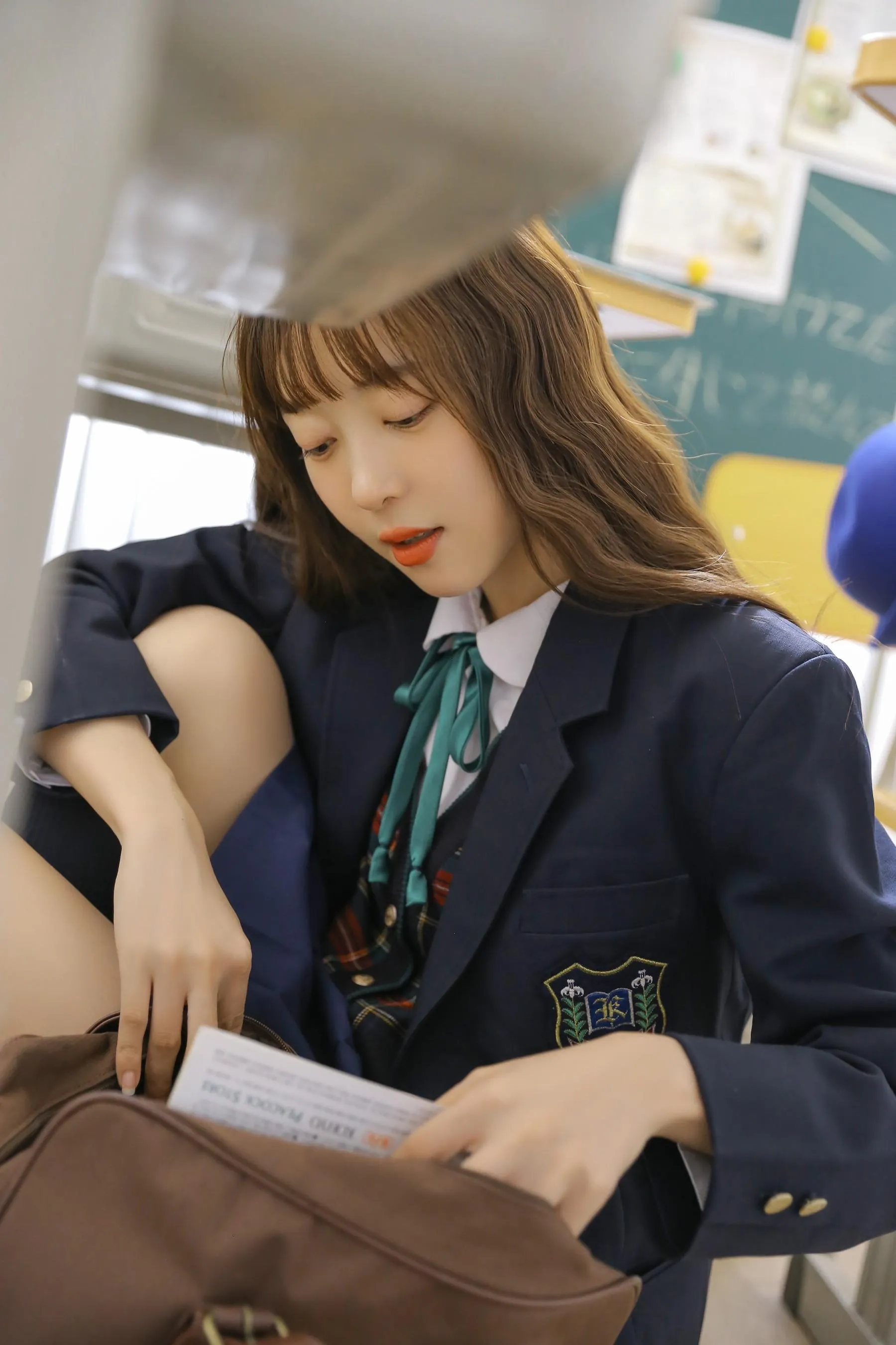 [艺图语] 2022.06.30 星期一 ss_田爽 [29P]插图1